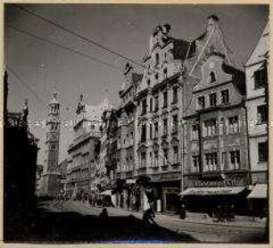 Augsburg, Untere Maximilianstraße mit Rathaus und Perlachturm