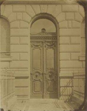 Ohne Titel (Landgrafenstraße 6, Eingang)