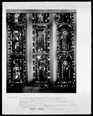 Fenster mit Heiligen