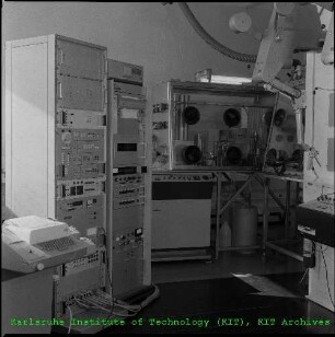 Röntgenfluoreszenzspektrometer des Instituts für Radiochemie (IRCh)
