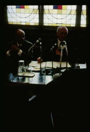 Pressekonferenz Adenauer 3.10.58.