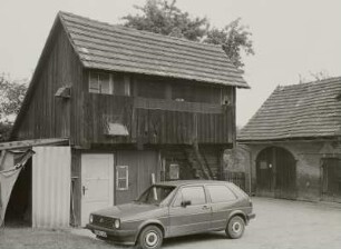 Krauschwitz, Stallscheune mit Galerie