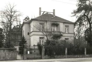 Dresden-Blasewitz, Loschwitzer Straße 24. Villa (1886/1900)