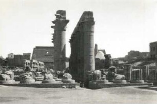Luxor. Amon-Mut-Chons-Tempel. Säulensaal (1550ante/1070ante)