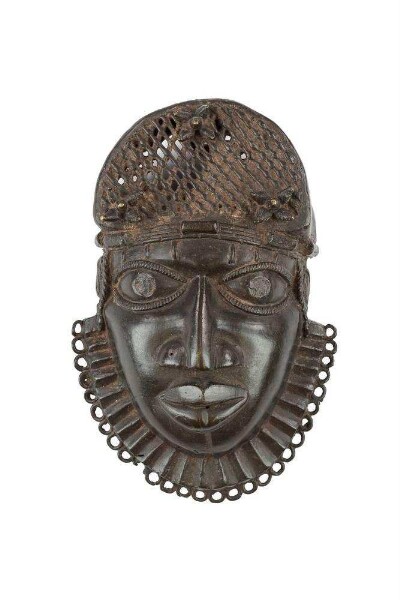 Hip or belt mask