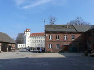 Lübbenau/Spreewald (Lubnjow/Błota), Schlossbezirk 8