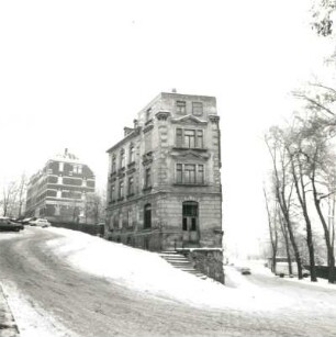 Reichenbach (Vogtland), Birkenstraße 2/Ecke An der Hutleite. Wohnhaus ( 1867/1900). Straßenansicht (An der Hutleite)