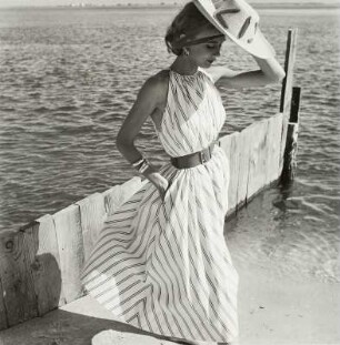 Modeaufnahme, Modell Helene Beatty (Mademoiselle)
