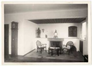 Wohnhaus Eberspächer, Esslingen: Sitzecke am Kamin