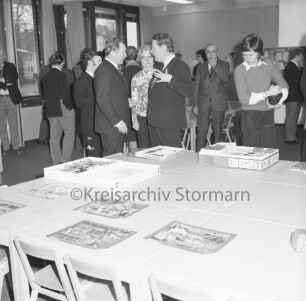 Stadtschule: Salinenstraße: Einweihung des Neubaus: Besichtigung der Unterrichtsräume durch Gäste: 13.01.1973