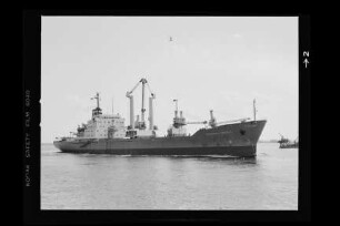 Friedrich Engels (1972), VEB Deutsche Seereederei, VEB Deutfracht, VEB Deutfracht - Seereederei Rostock (DSR), Deutsche Seereederei GmbH, Rostock