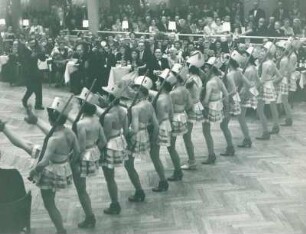 Karneval 1955 im Prälat. Die Funkengarde