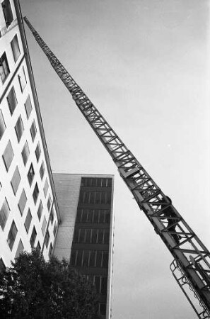 Vorbeugende Brandschutz-Begehung der Berufsfeuerwehr Karlsruhe bei der Firma Siemens