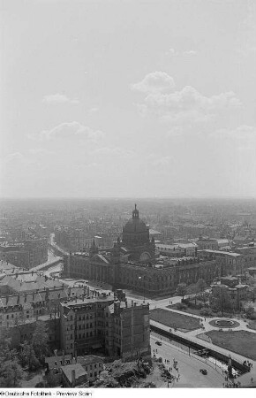 Blick vom Neuen Rathaus in Richtung Reichsgericht