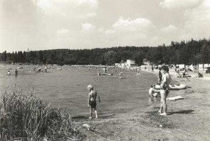Knappenrode. Knappensee, Badestrand