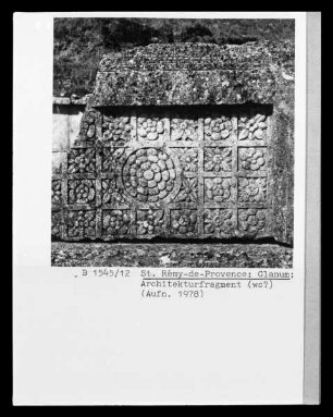 Fragment eines Laren-Altars