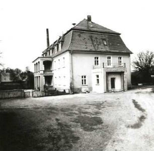 Schenkendöbern-Sembten. Gutshaus (im Kern 18. Jahrhundert). Eckansicht