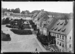 Hohenstein-Ernstthal. Wohn- und Geschäftshäuser am Altmarkt