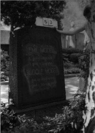 Grabstein 53