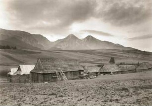 Ždiar. Ortsteilansicht mit Kalktatra