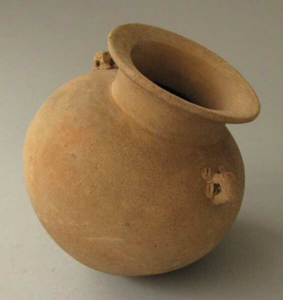 Clay vessel