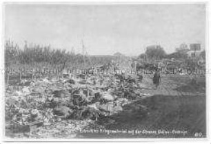 Erobertes Kriegsmaterial auf der Straße Udine-Codroipo