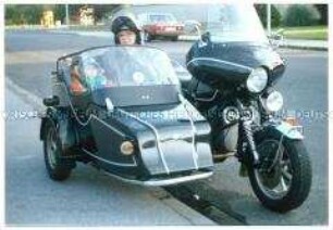 BMW Motorrad mit Beiwagen (ME R 414), Vorderansicht