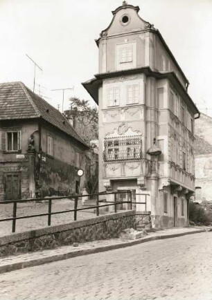 Bratislava. Ehemalige Judengasse (Zidovska Ulica). Ansicht mit Haus (jetzt Pfarrhaus) (1765) von Südwesten