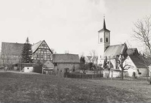 Pfarrkirche : Ortsteilansicht mit Pfarrkirche
