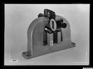 Magnetron 730 mit dem dazugehörigen Magneten, Bild 1, Foto 1960