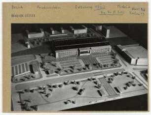 Modell: Ostbahnhof. Berlin, Friedrichshain, Koppenstraße/Fruchtstraße (seit 1971 Straße der Pariser Kommune)/Stralauer Platz