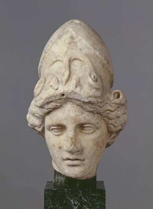 Kopfreplik der Athena Typus Ince