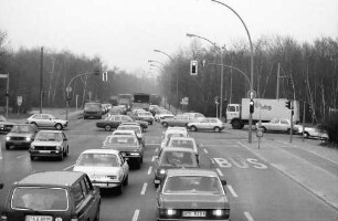 Berlin: Verkehr auf der Tiergarten Entlastungsstraße