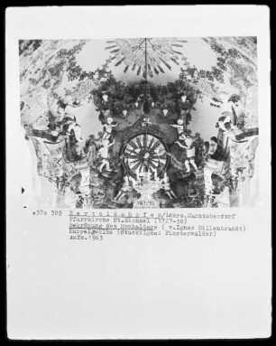 Altar Bekrönung