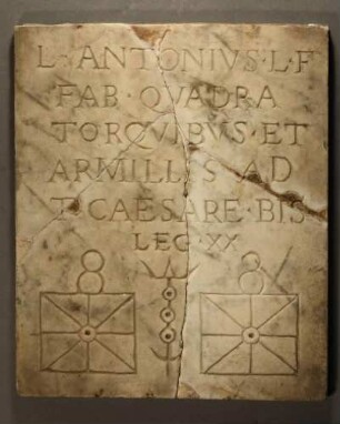 Inschrifttafel
