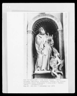 Statue des Ordensstifters Paolo Francesco