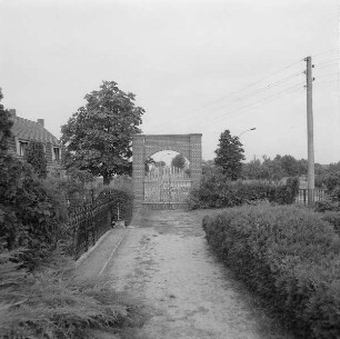 Friedhofstor