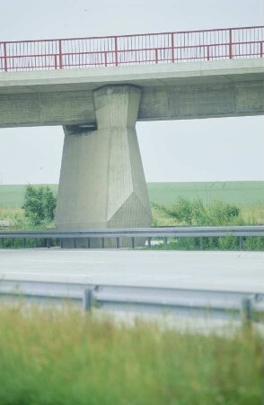 Überführung Gem.-Str. über A 7 (km 183+823) Nieders.