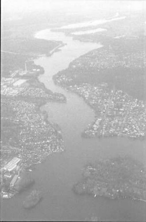 Berlin; Tegel: Havel mit Hackenfelde und Tegelort