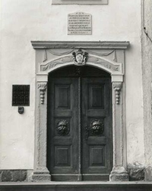Bahnsdorf-Neudeck. Schloß (Landespolizeischule Brandenburg; 1521, 1711). Hofportal