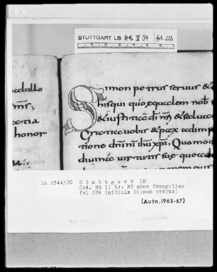 Bibliorum pars finalis, Pauli epistolae, Actus apostolorum, Epistolae canonicae, Apocalypsis — Initiale S(imon petrus), Folio 226recto