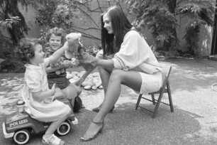 Private Babysitter-Vermittlung von Barbara Wurm und Sylvia Raczinski