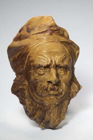 Maske eines bärtigen Mannes