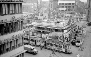 Frankfurt: Verkehr um die Hauptwache, mit Blick in die Zeil