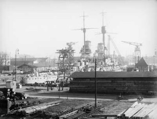 Hamburg, Hafen : Panzerschiff Deutschland bzw. Lützow