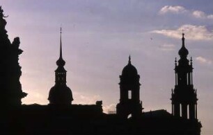 Türme der Altstadt : Türme der Altstadt in Dresden, aufgenommen ca. 1993