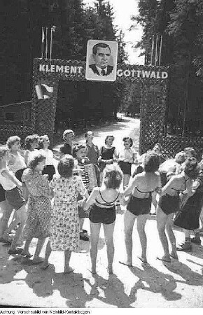 Gorisch-Papstdorf, Pionierferienlager im Juli