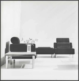 Schwere Sesselgruppe "E 551", Präsentationsmodelle, 1974 (Foto)