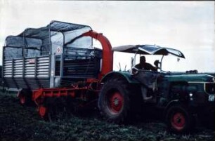 Fotografie: Futtererntetechnik, Ladewagen, Häckselladewagen