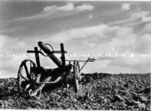 Pflug auf einem Feld